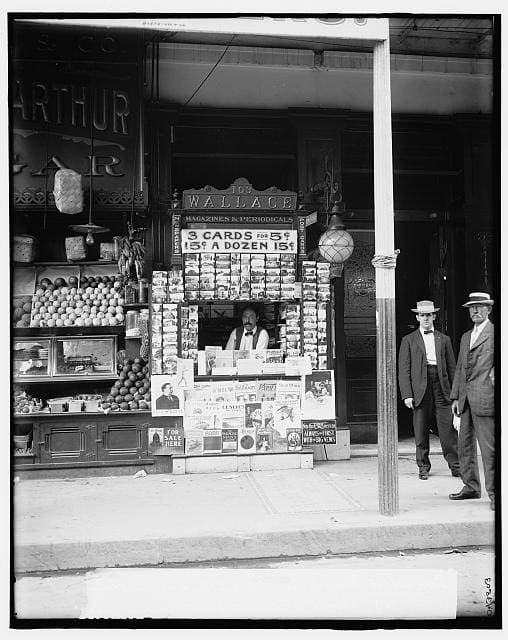Smallest news & post card stand in New Orleans, La., 103 Royal Street. 
